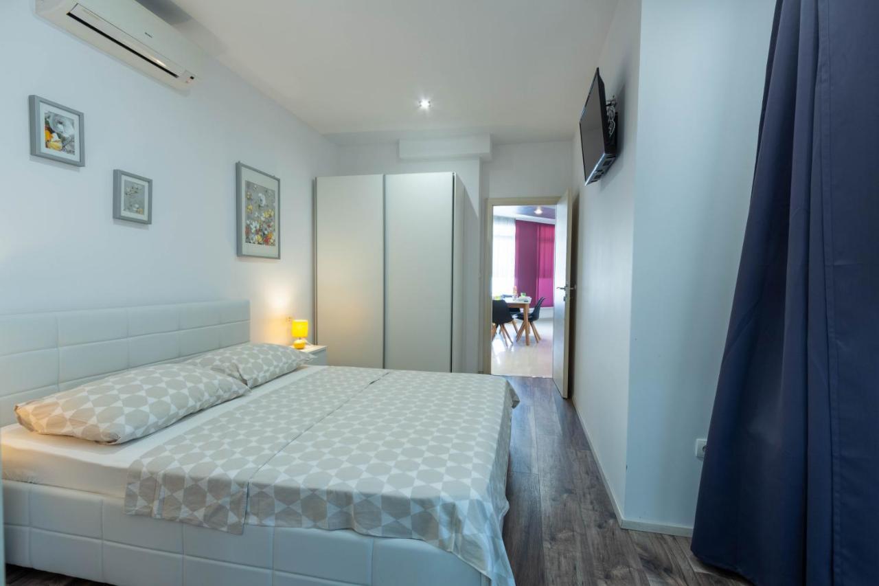 Apartman Dora Podstrana Esterno foto